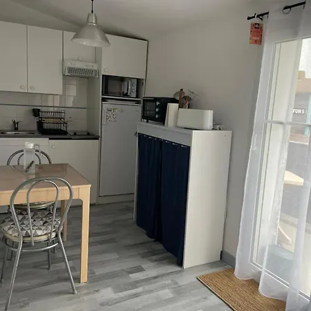 T2 Avec Balcon 2 A 4 Personnes
